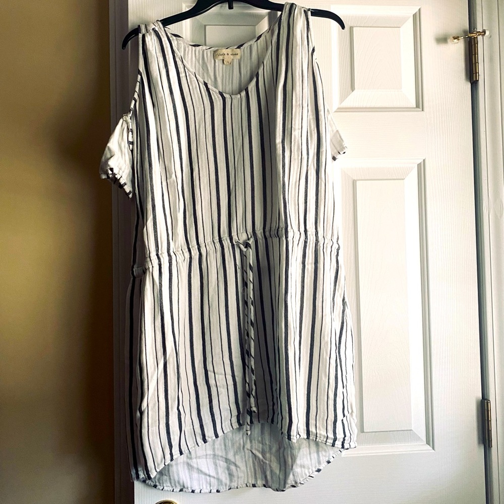 Cloth & stone romper size L